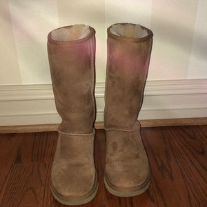 Size 7 tall tan uggs